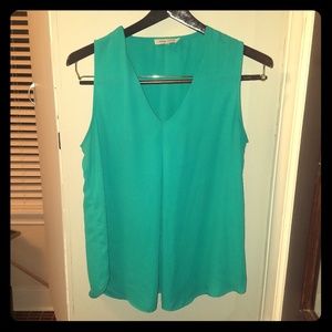 Rose + Olive Green Sleevless blouse.